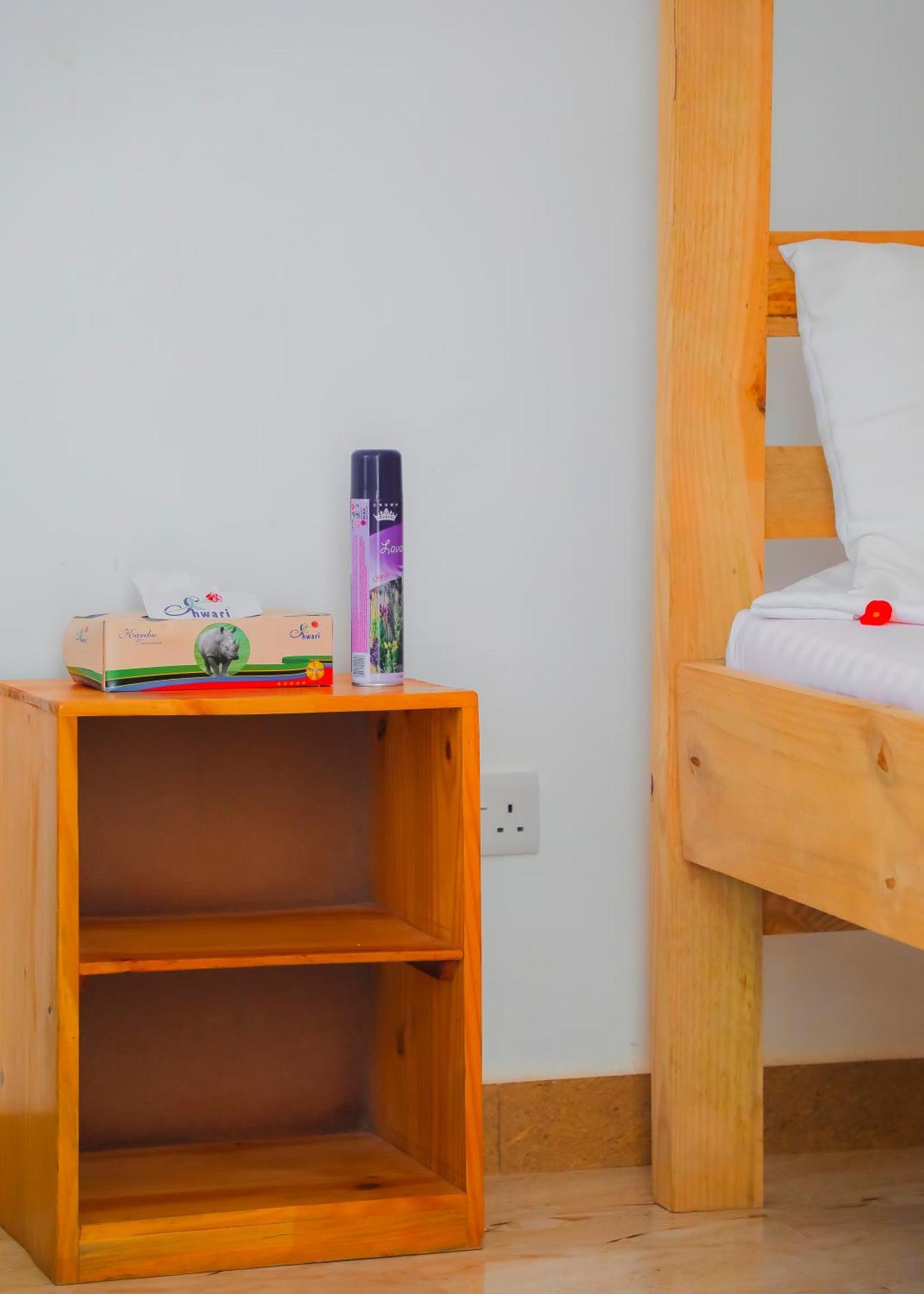 ナングウィ Raha House Bed & Breakfast エクステリア 写真